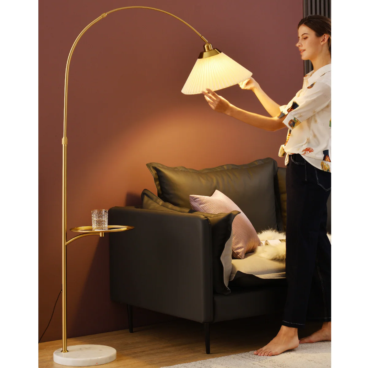 The Bay Area Arc Shaped Floor Lamp and Accent Table ( With Wireless Charging Table) - Image 9