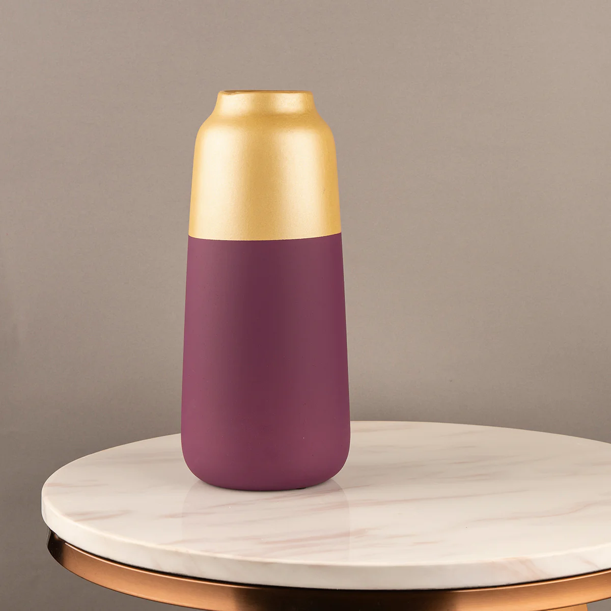 The NYC Dual Tone Ceramic Vase - Big - Image 2